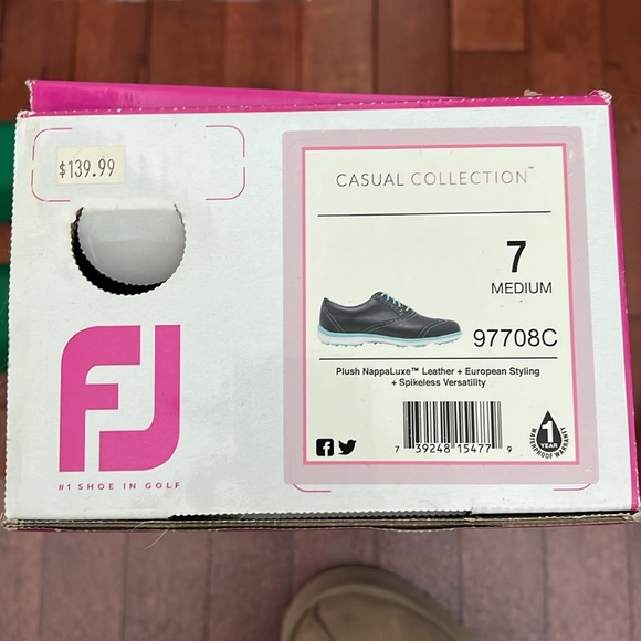 Ladies FJ golf shoes - Picture 2 of 3